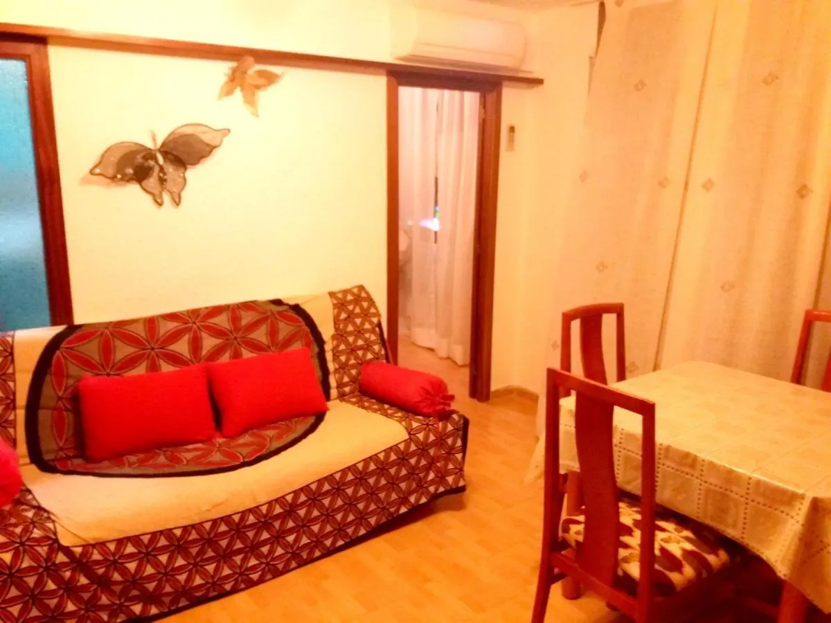 Modern Apartment In Calella - 50 Sqm - Comfortable Balcony